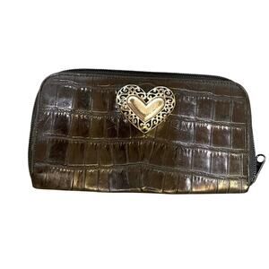 Brighton Silver Heart Croc Embossed Zipper Leather Wallet 8 X 4